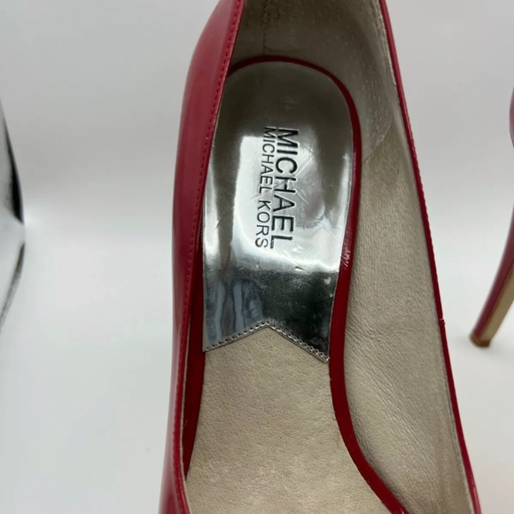 Michael Kors Women's Sz 8M Red Platform Heels Open Toe Leather Upper Shoes - Picture 2 of 4